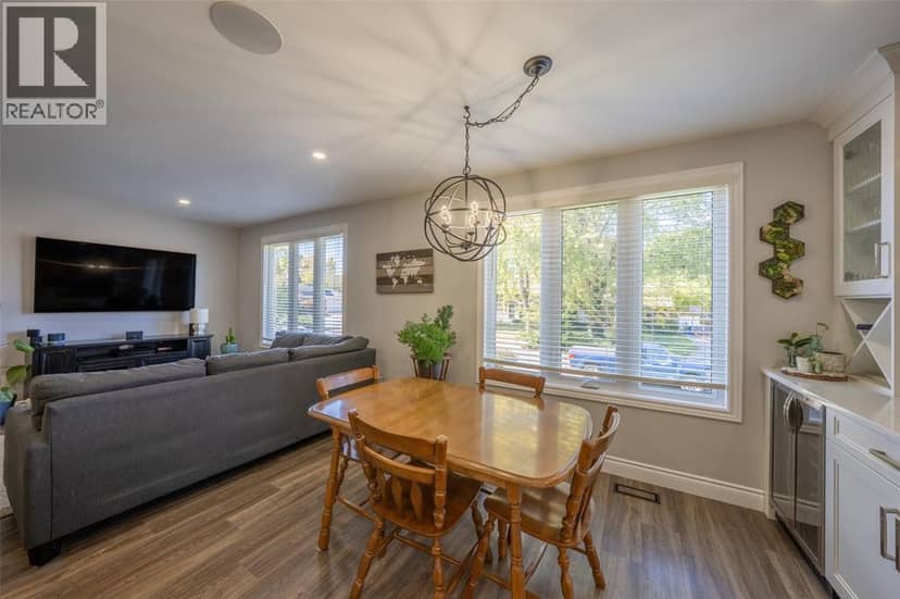 1592 Coventry Court, Sarnia, photo 8