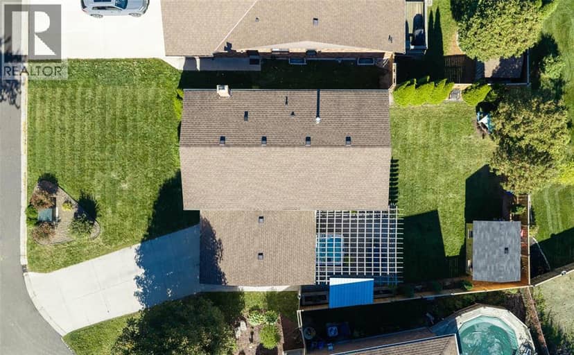 1592 Coventry Court — photo 15 of 31