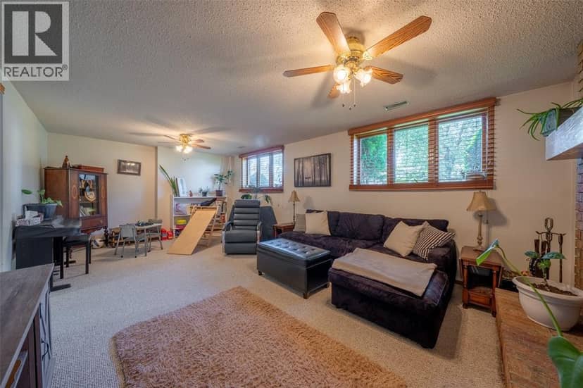 1592 Coventry Court — photo 23 of 31