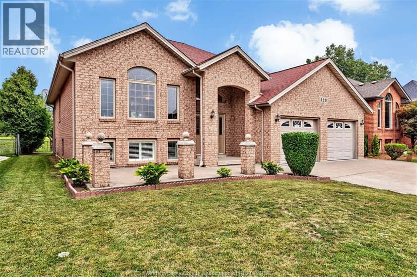 128 Marina Grove, Lakeshore