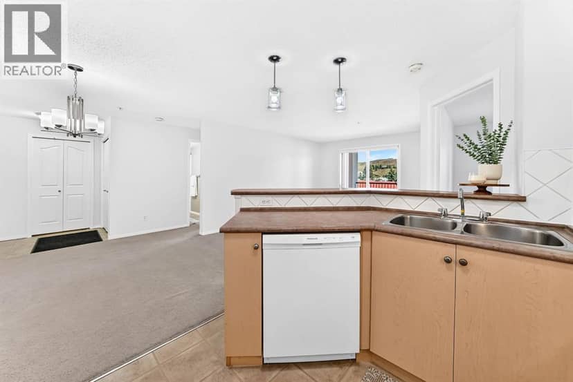1316, 505 Railway Street W, Cochrane, photo 7