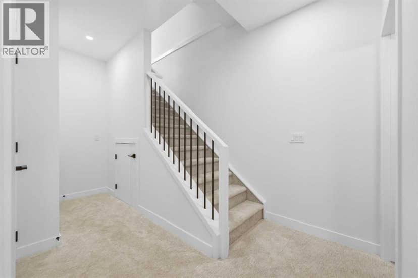 3, 521 15 Avenue NE — photo 28 of 40