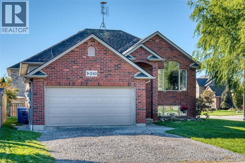 240 St Peter Street, Belle River, photo 2