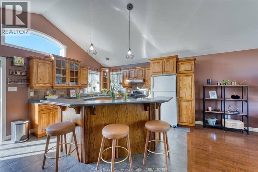 240 St Peter Street, Belle River, photo 8