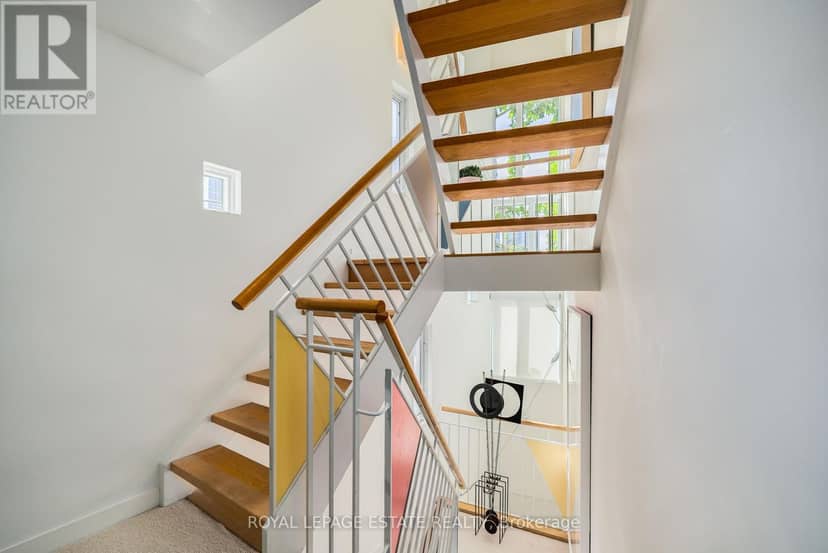 61 Seaton Street, Toronto, photo 2