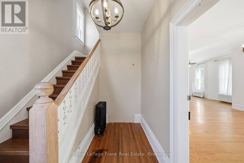 16 Francis Street, Kawartha Lakes, photo 8