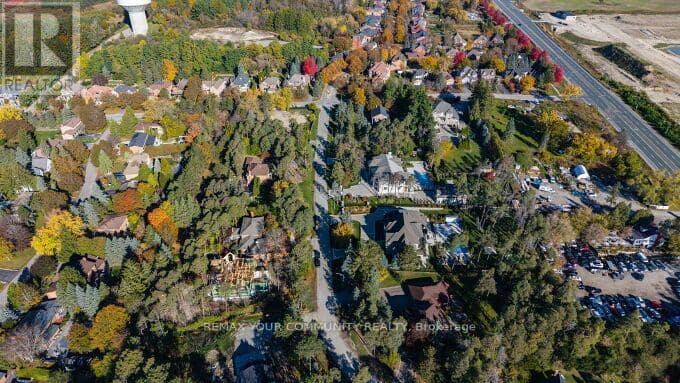 34B Cynthia Crescent — photo 13 of 17