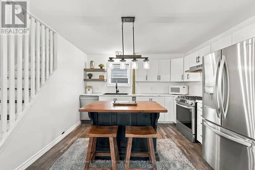 10 Amberley Road — photo 9 of 40