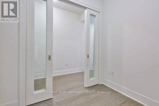 918 - 29 Queens Quay E — photo 9 of 30