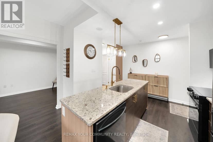 1607 - 70 Forest Manor Road, Toronto, photo 8
