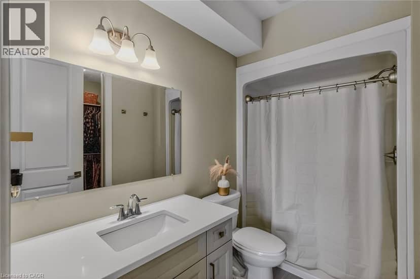 744 NELSON Street Unit# 5 — photo 17 of 36