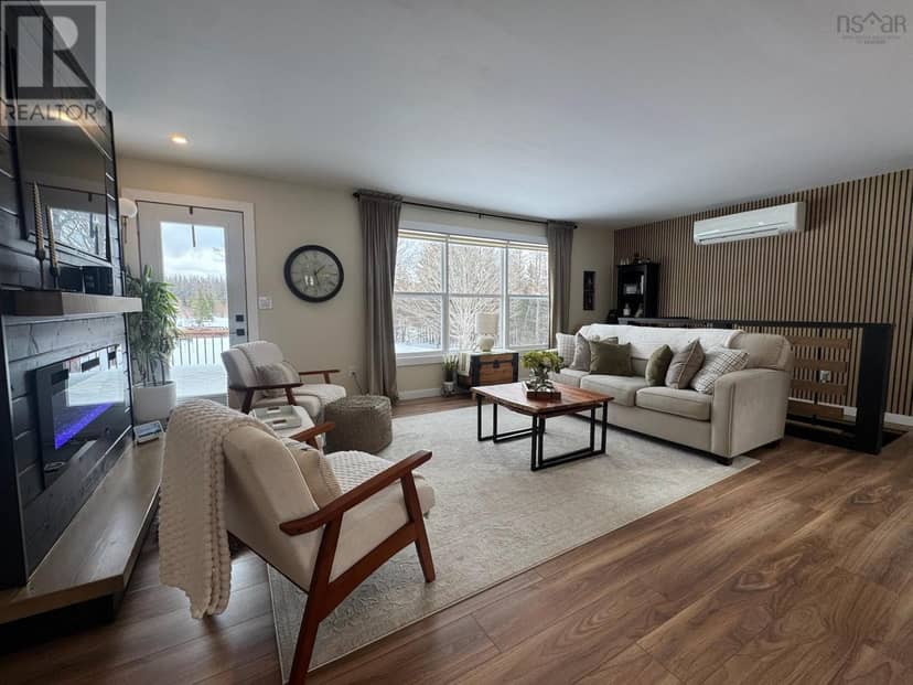 4057 105 Highway — photo 15 of 35