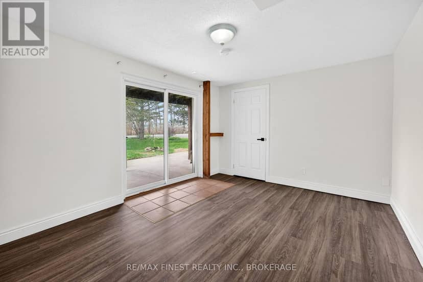 8 Sunrise Court — photo 13 of 37