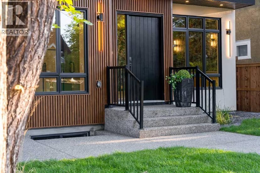 825 21 Avenue NW, Calgary, photo 2
