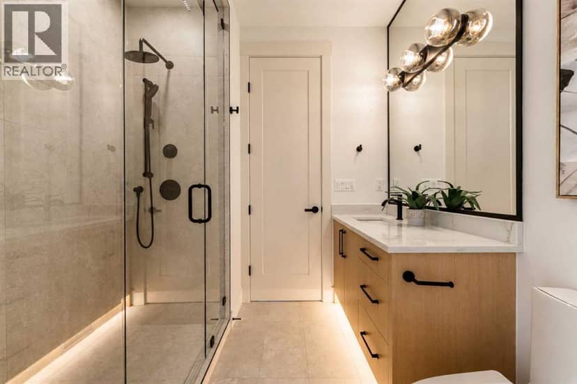 825 21 Avenue NW — photo 30 of 40