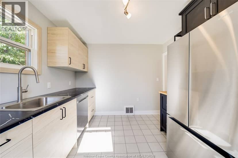 150 Prince Arthur Avenue — photo 15 of 40