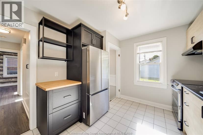 150 Prince Arthur Avenue — photo 13 of 40