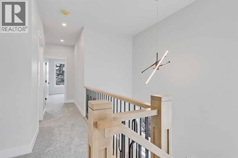 2021 26 Avenue SW — photo 20 of 40