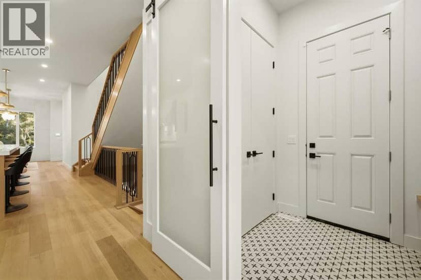 727 15 Street NW — photo 12 of 40