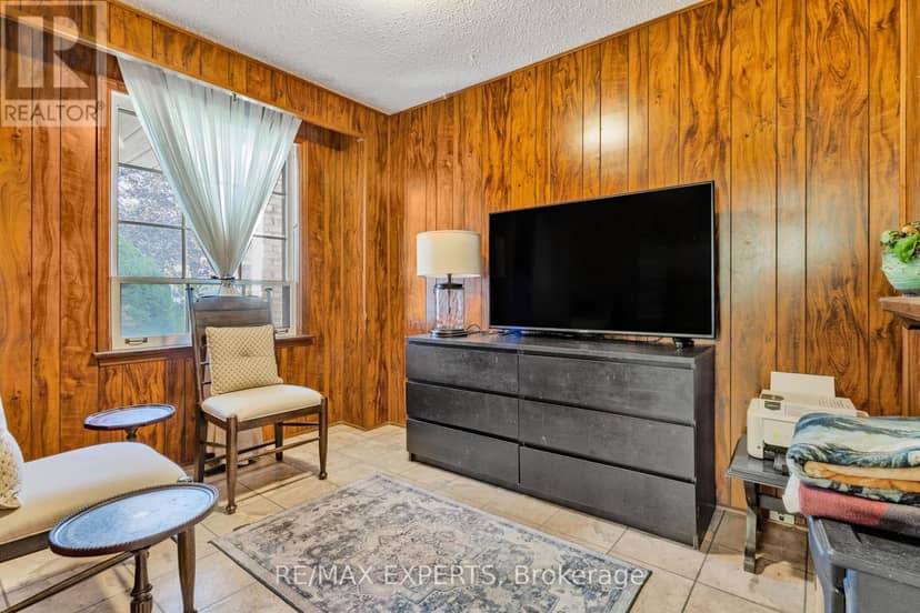 20 Charnwood Place — photo 16 of 28
