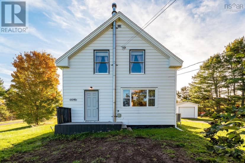 6648 Highway 215, Cheverie, photo 3