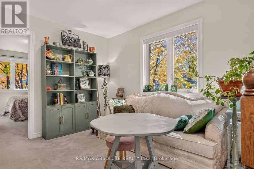 103 Evelyn Powers Private — photo 34 of 40