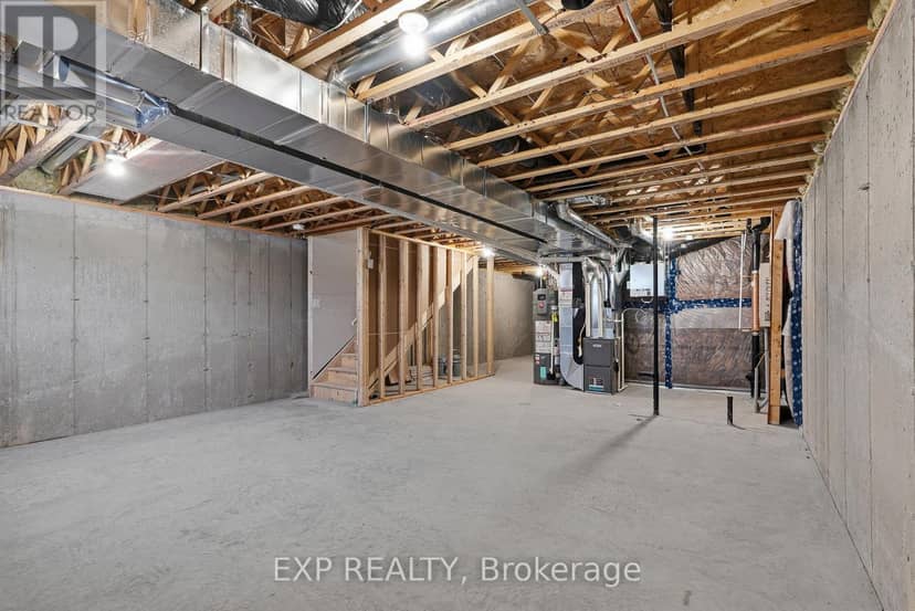 136 Elizabeth Street — photo 23 of 24