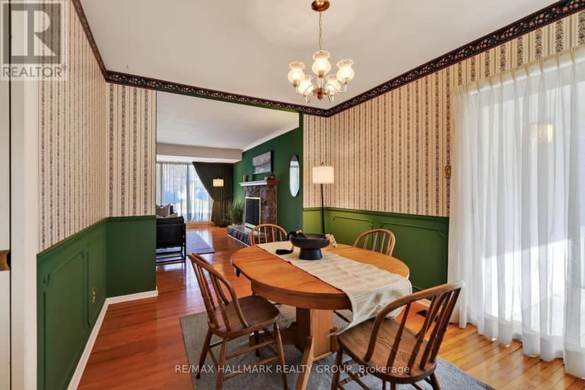 44 Singal Street — photo 10 of 40