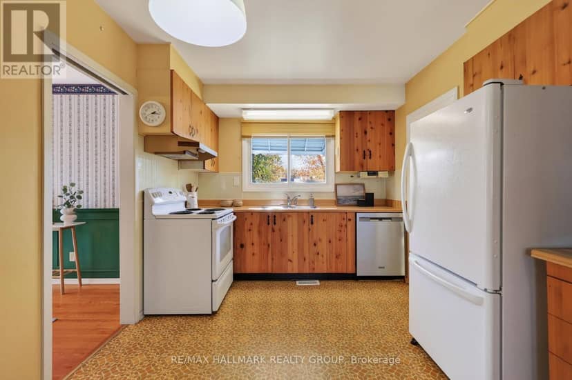 44 Singal Street — photo 12 of 40