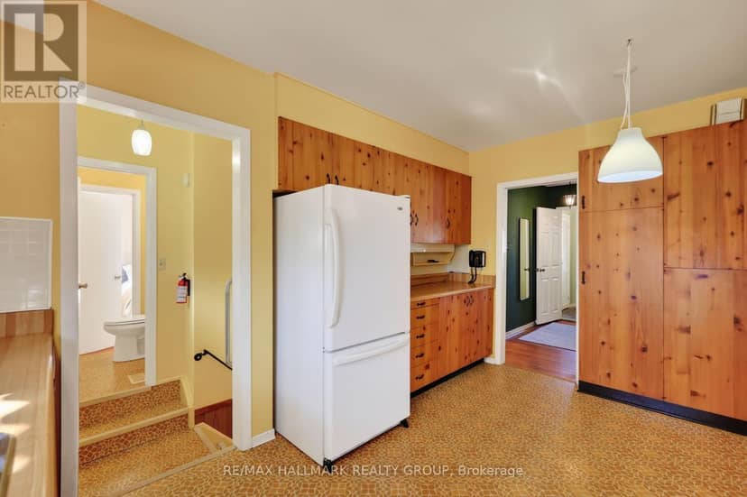 44 Singal Street — photo 16 of 40