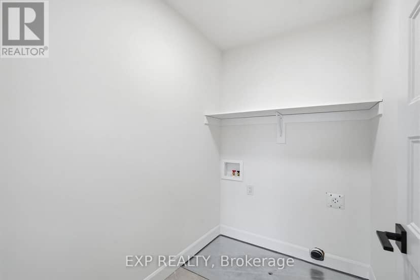 142 Elizabeth Street — photo 19 of 32