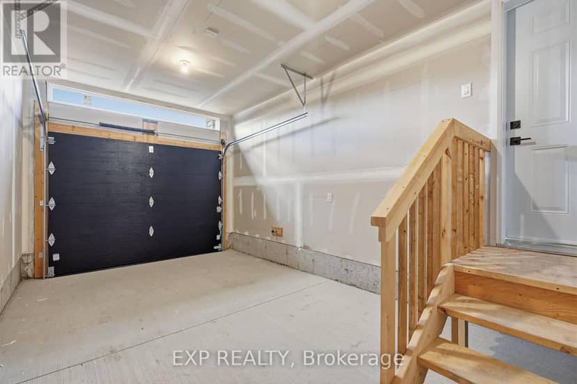 142 Elizabeth Street — photo 25 of 32