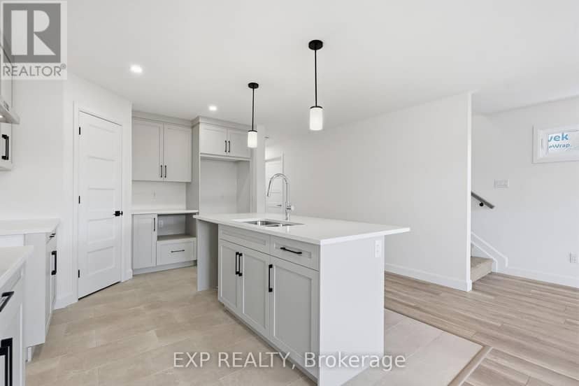 142 Elizabeth Street, North Dundas, photo 8