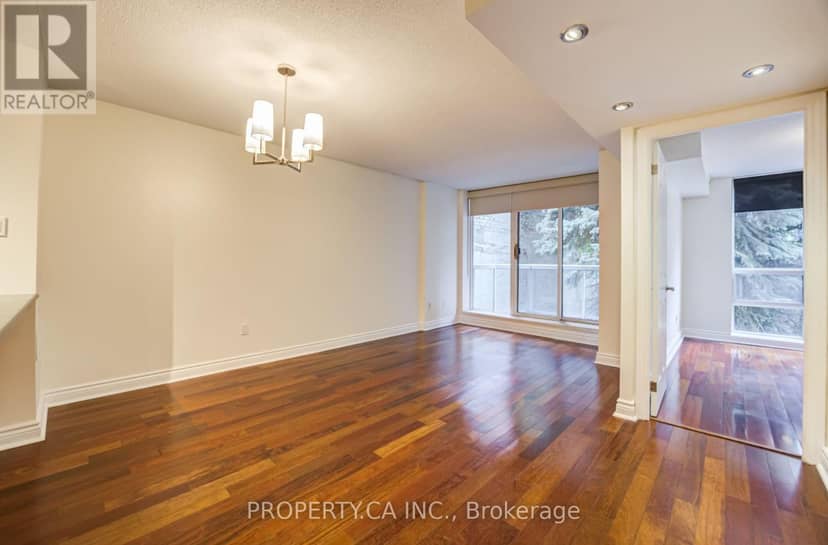 209 - 330 Adelaide Street E — photo 12 of 30