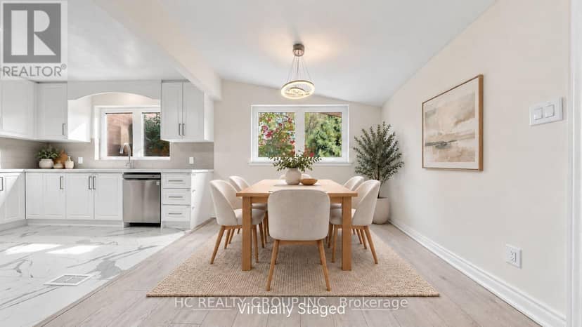 52 Dukinfield Crescent, Toronto, photo 3