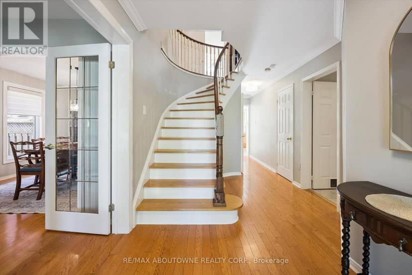 2086 Sprucedale Drive, Oakville, photo 3