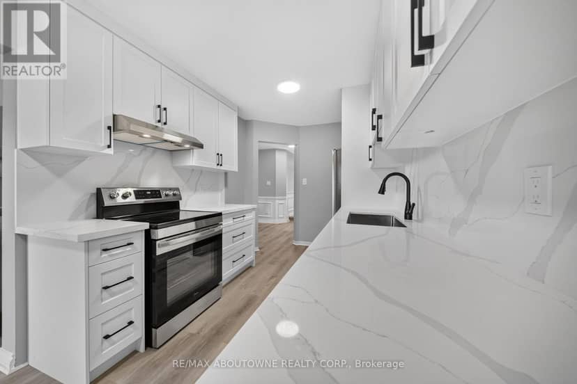 4353 Sawmill Valley Drive, Mississauga, photo 4