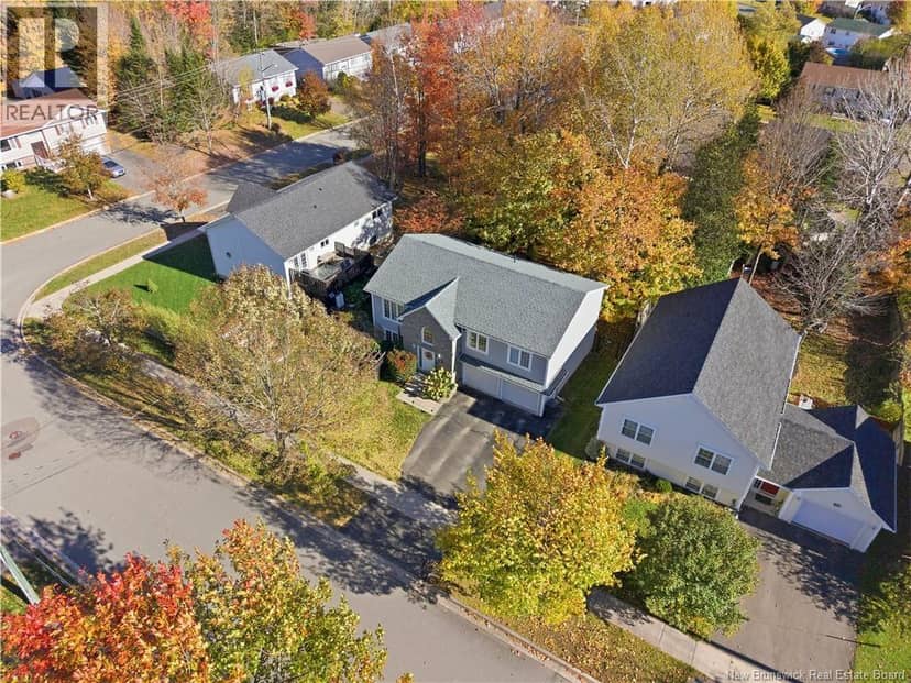 14 Wilfred Avenue, Fredericton, photo 2
