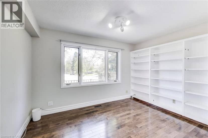68 HAROLD Court — photo 10 of 36
