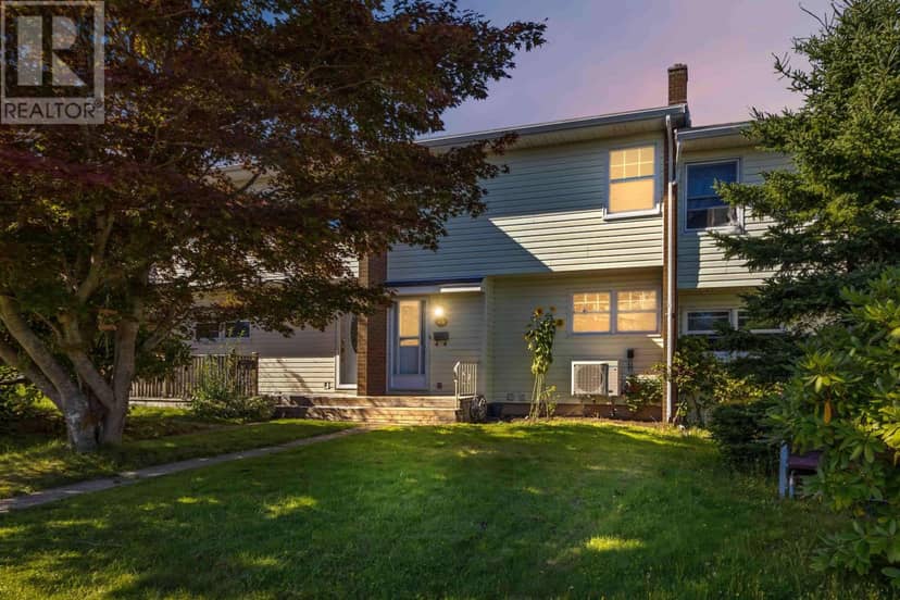 19 Aberdeen Court, Dartmouth, photo 2