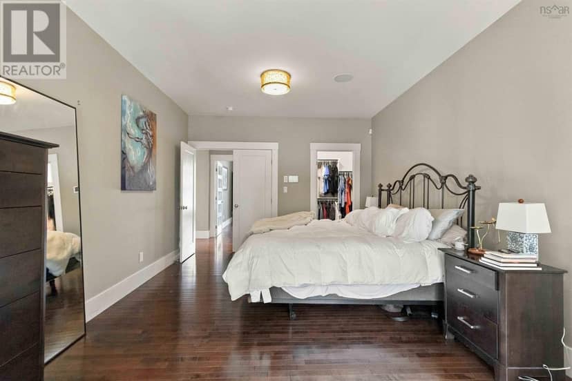 24 Winley Drive — photo 18 of 40