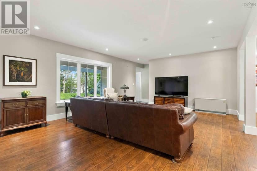 24 Winley Drive — photo 34 of 40