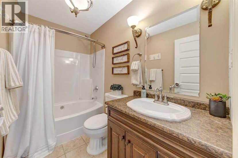 2008 47 B Avenue Close — photo 17 of 40