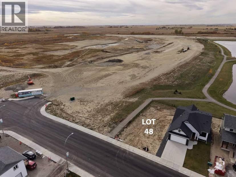 167 Lakewood Circle, Strathmore, photo 2