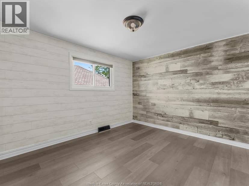 1122 Heritage ROAD — photo 10 of 40