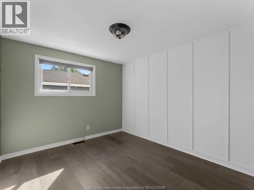 1122 Heritage ROAD — photo 16 of 40