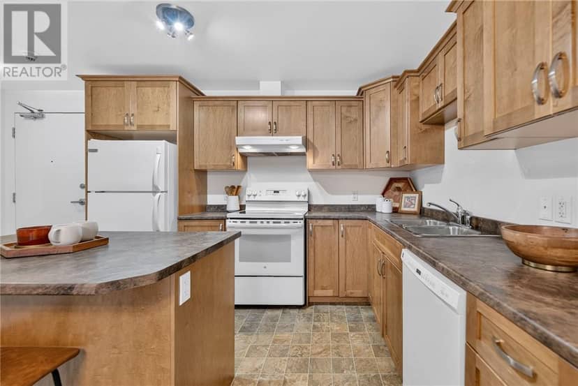 1717 Paris Street Unit# 104 — photo 10 of 25