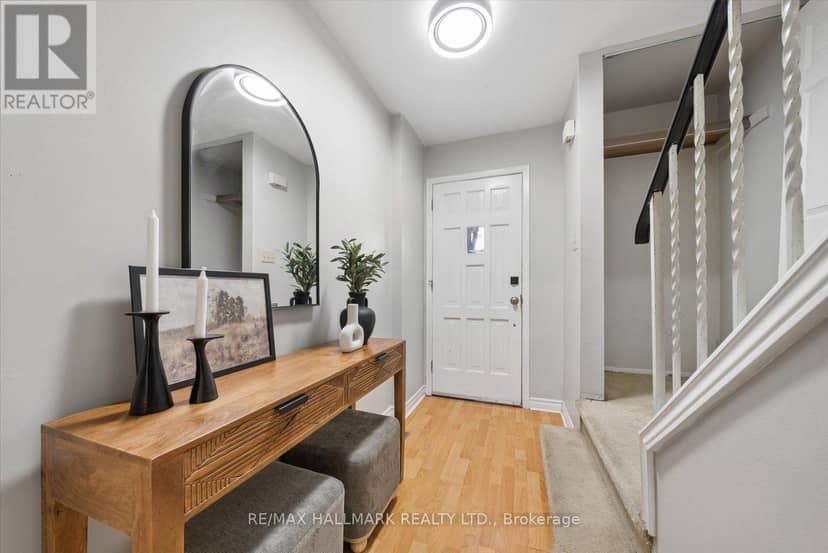 69 - 39 Camelot Way, Markham, photo 3