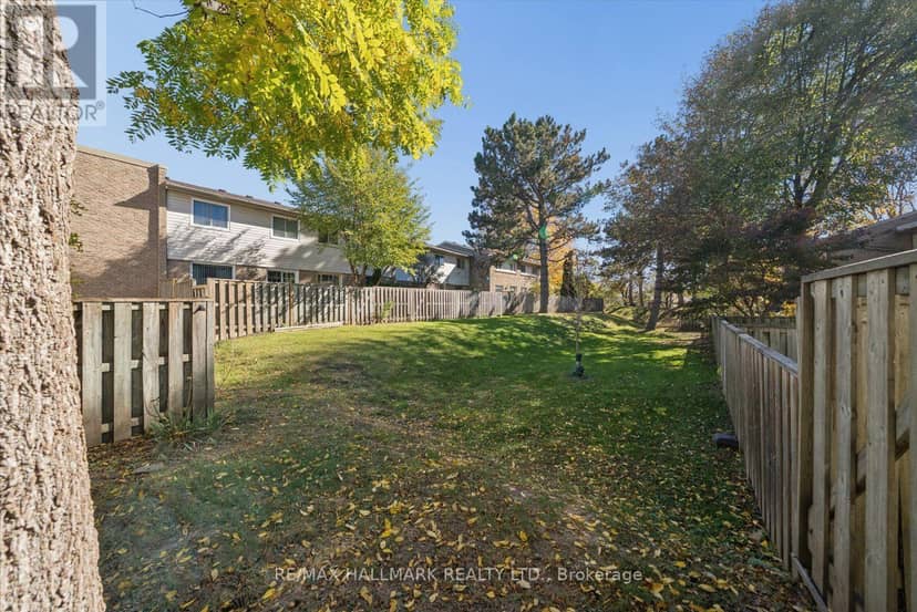 69 - 39 Camelot Way — photo 37 of 40