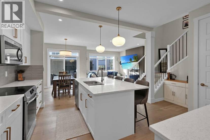 268 Waterford Way, Chestermere, photo 7